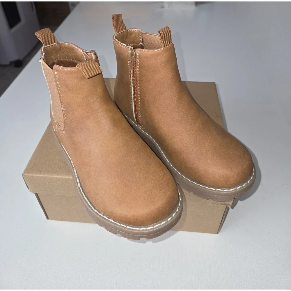 Lucky Brand Kids Basel Chelsea Ankle Boots Tan Brown Side Zip Lug Sole Size 2